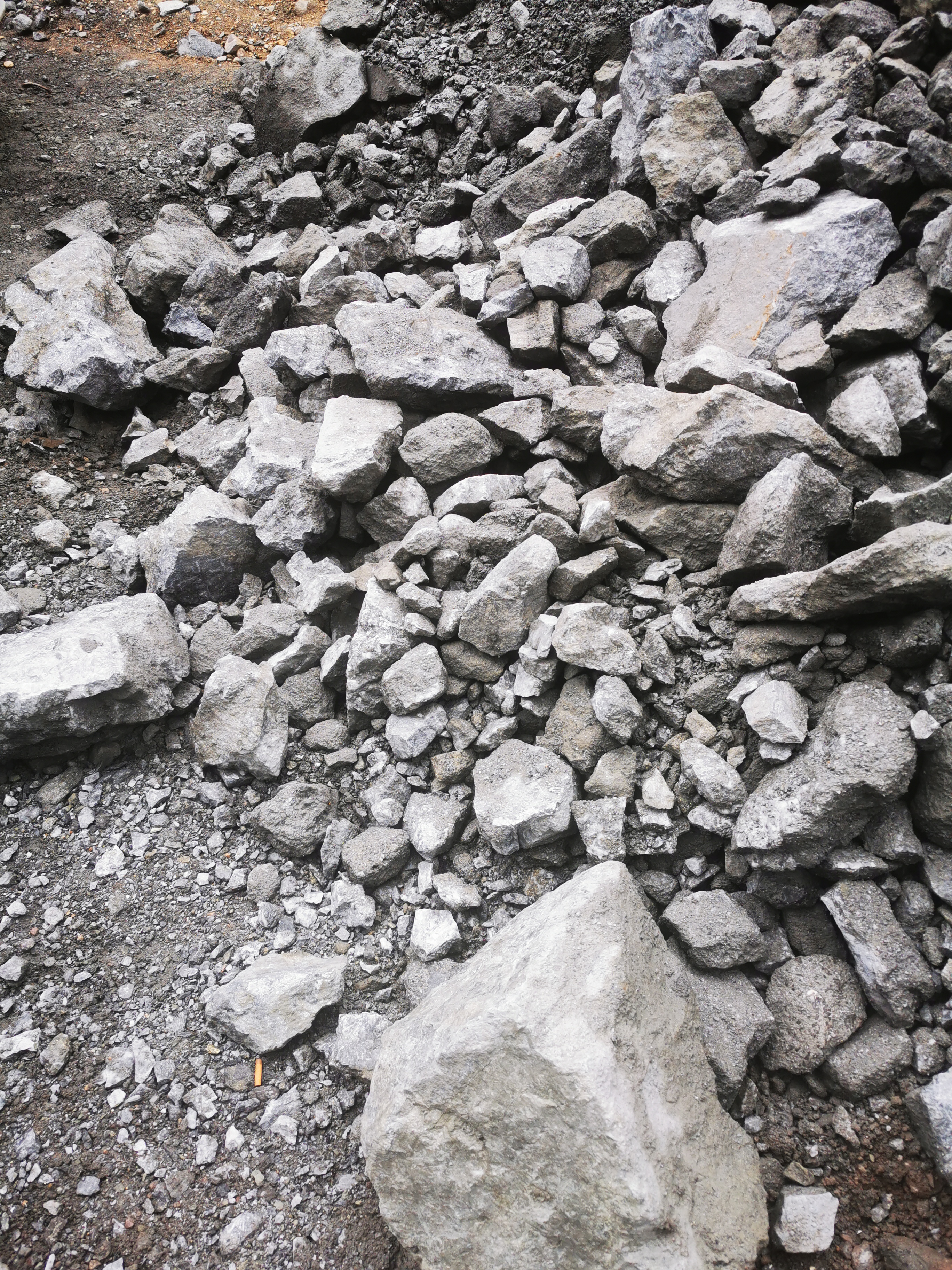 Trade of ores and mineral products